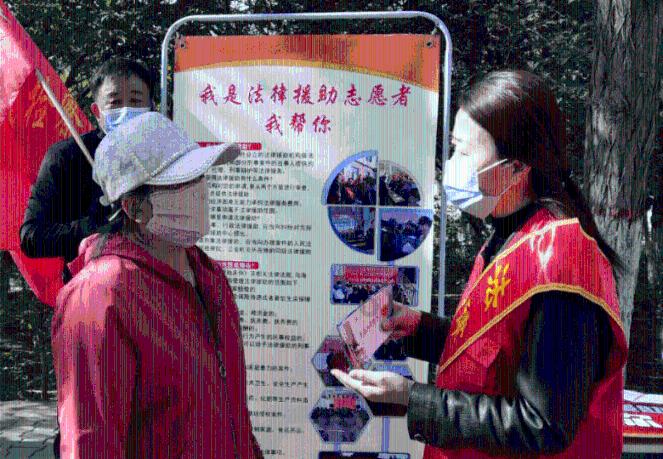 纳赫特韦拍摄的照片获得国际广泛关注，挽救了上百万人的生命